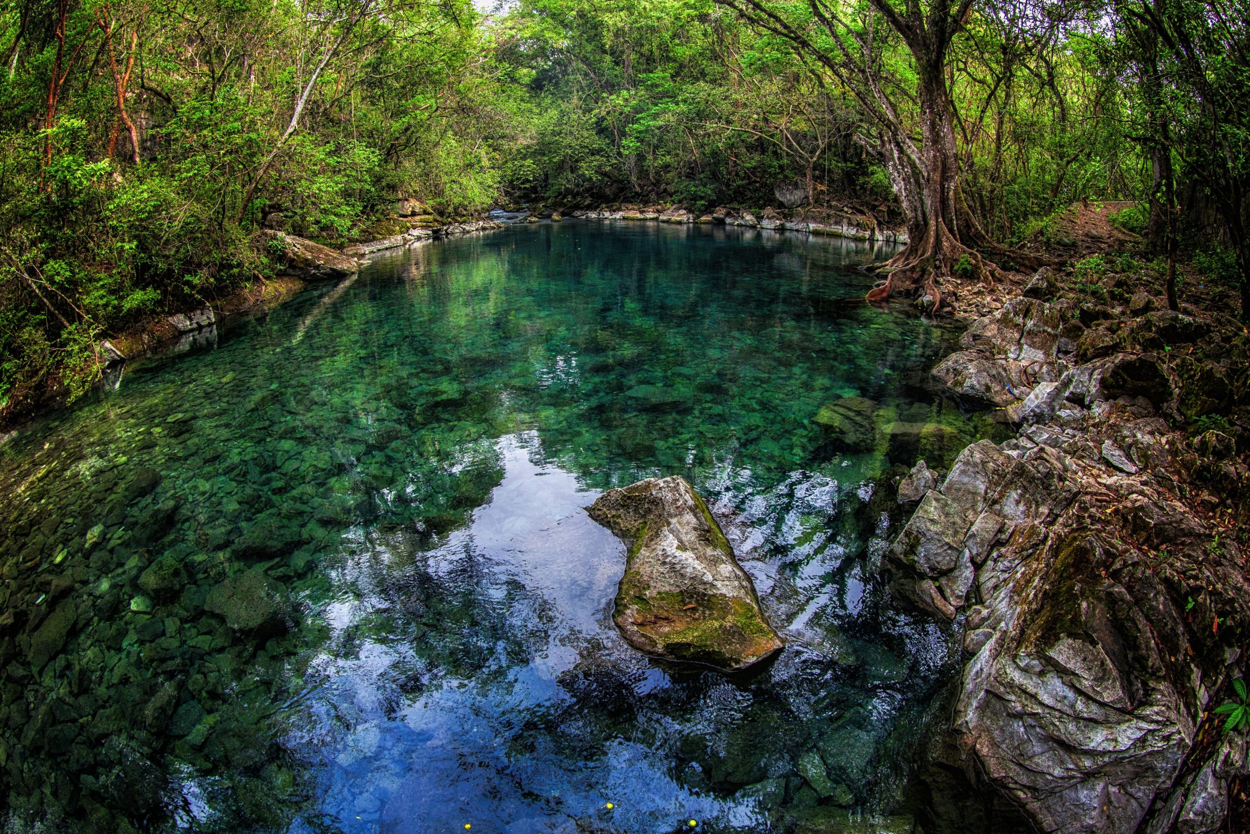 Poza Azul qué hacer