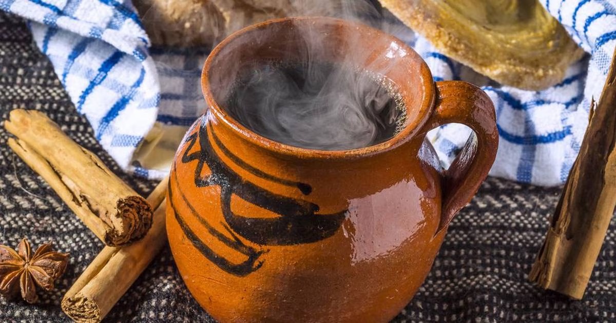 Acompaña con una taza de café a los puerquitos de piloncillo 